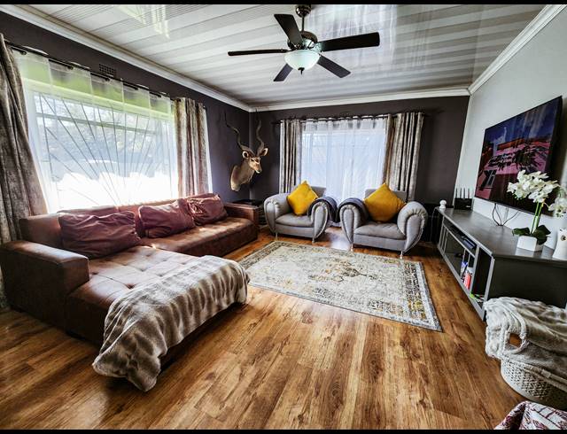 3 BEDROOM HOUSE FOR SALE IN VAALPARK